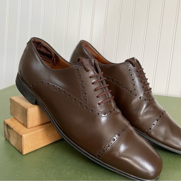 Gucci Unisex Perforated Oxfords in Chocolate Brown Leather *Italy* - Picture 16 of 16
